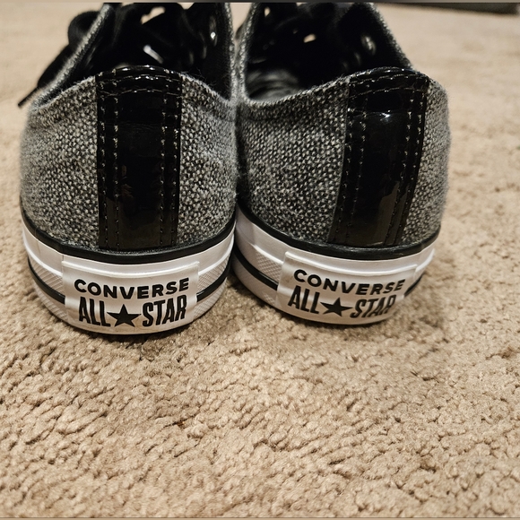 Converse All- star Chuck Taylor's womens low tops - Picture 4 of 9